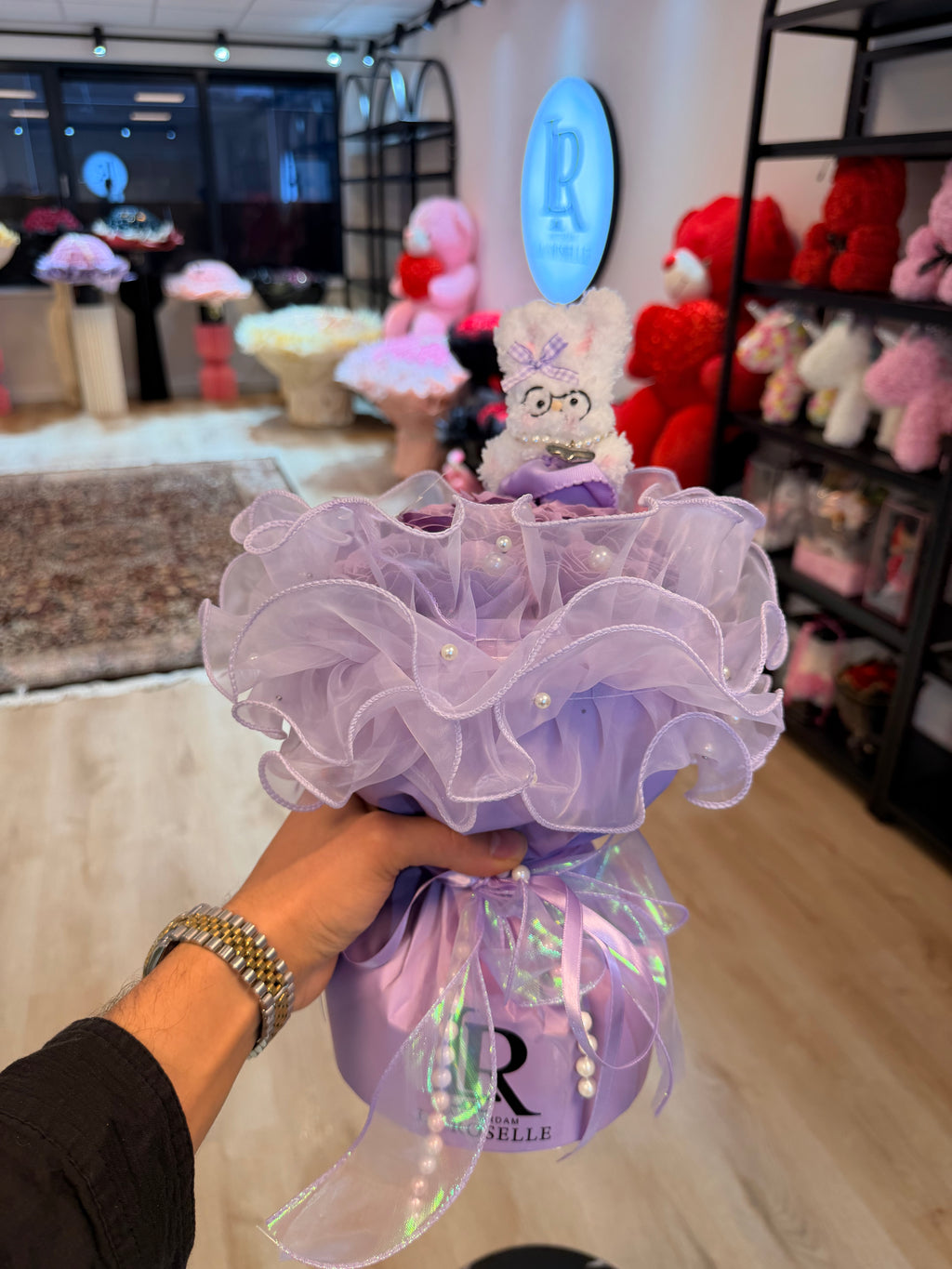 Genevieve Signature Rose Box