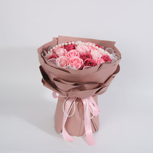 Blush Pearl Rose Bouquet