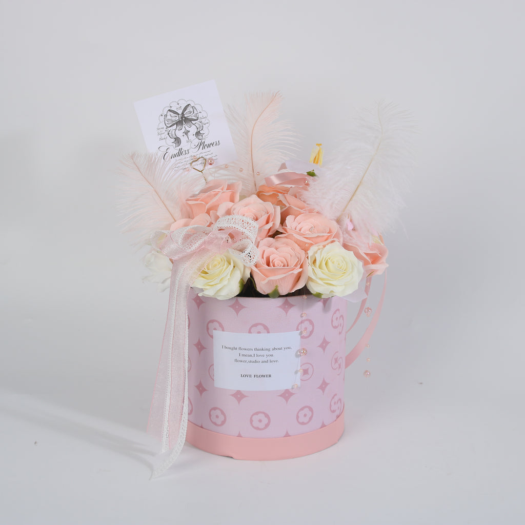 Ivory Rose Flower Box & Peach