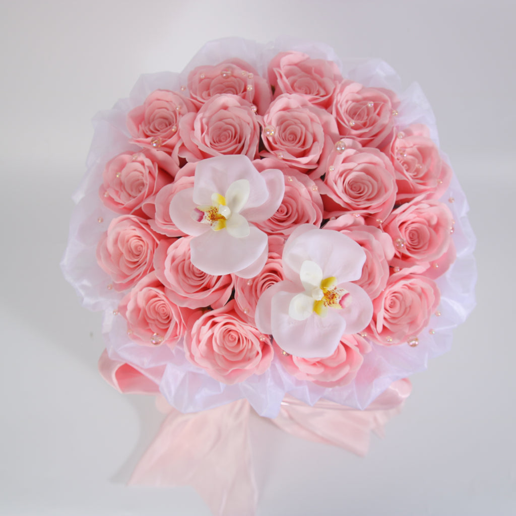 Pink Rose Bouquet Gift Box