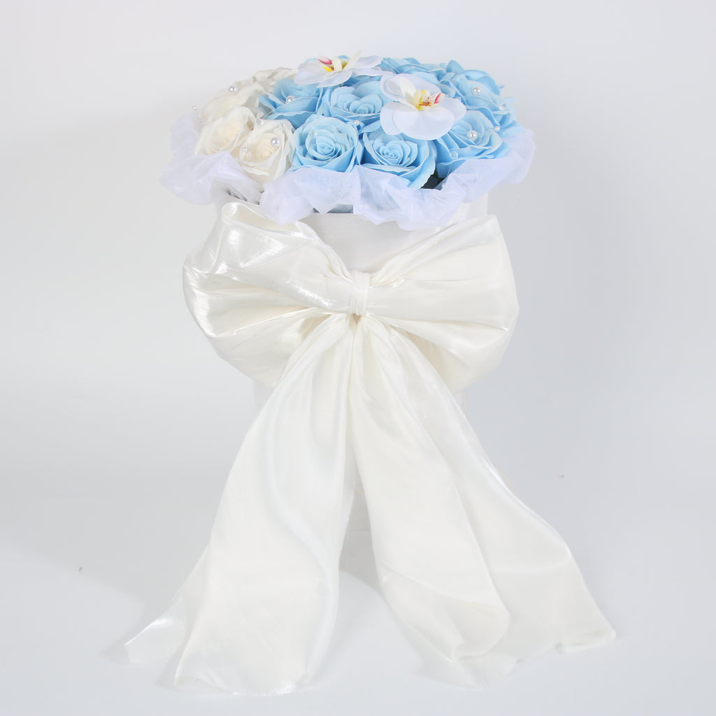 Blue & White Rose Bouquet Gift Box