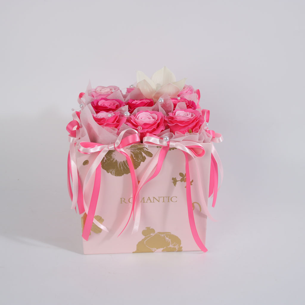 Pink Elegance Luxury Rose Box