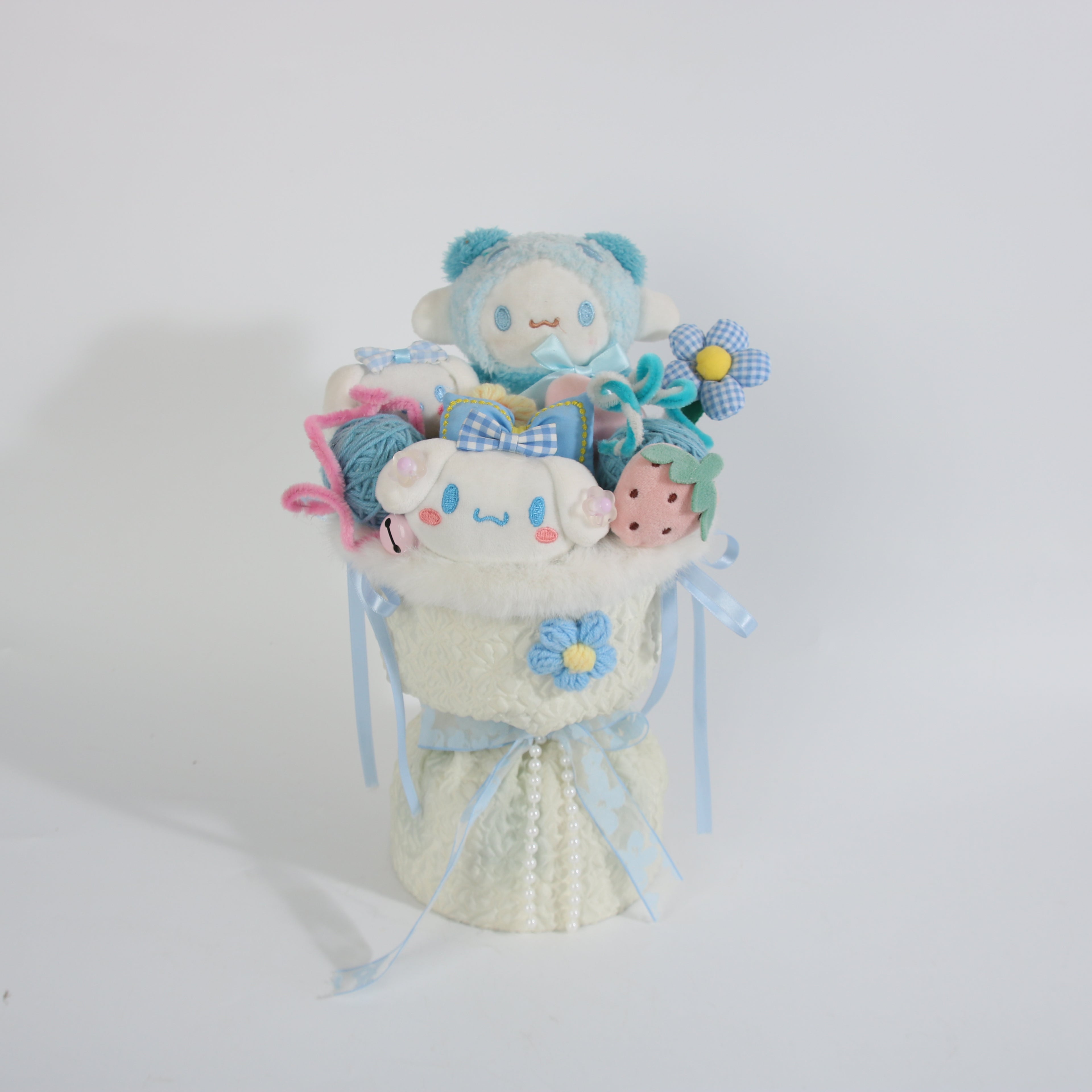 Cinnamoroll Cuddle Bouquet