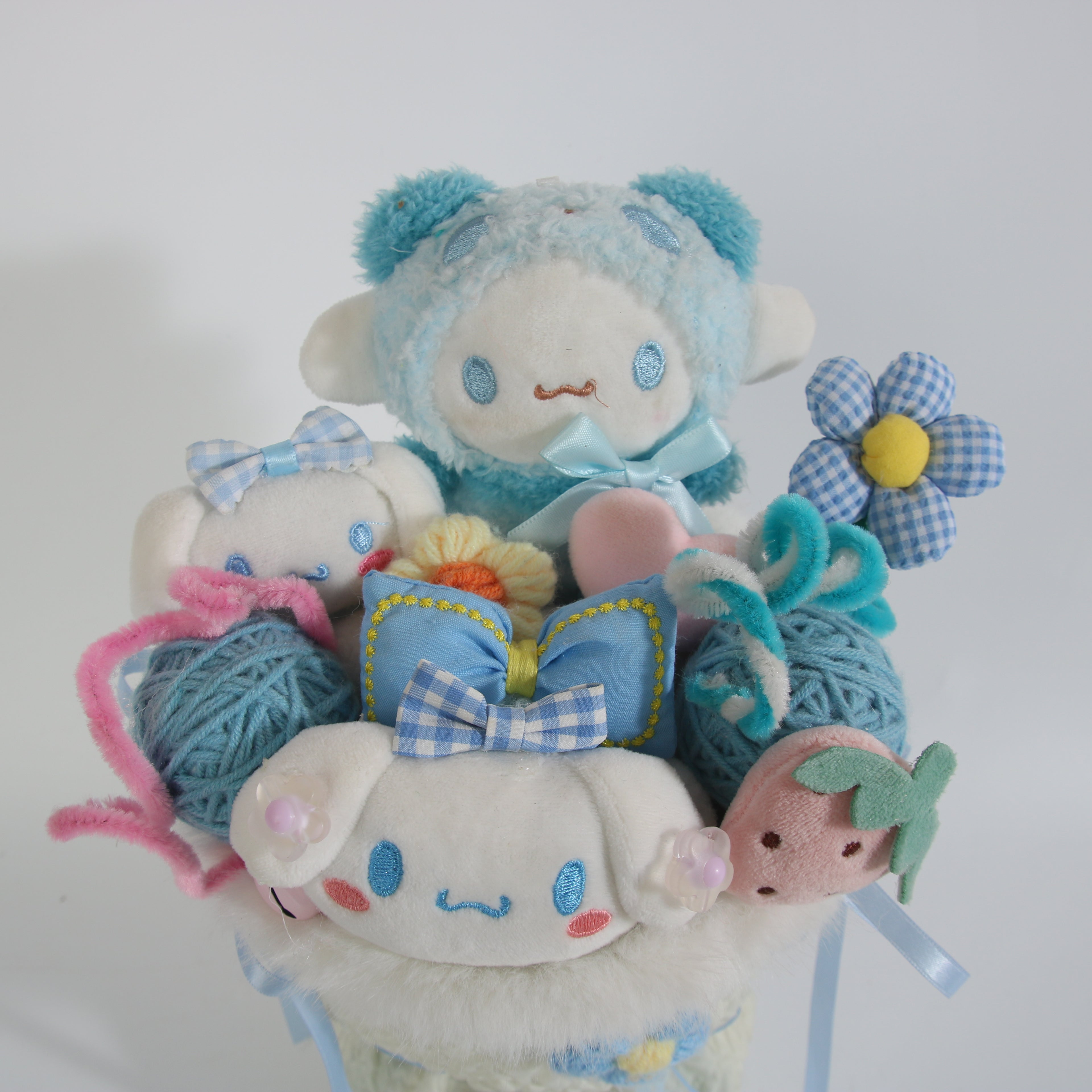 Cinnamoroll Cuddle Bouquet