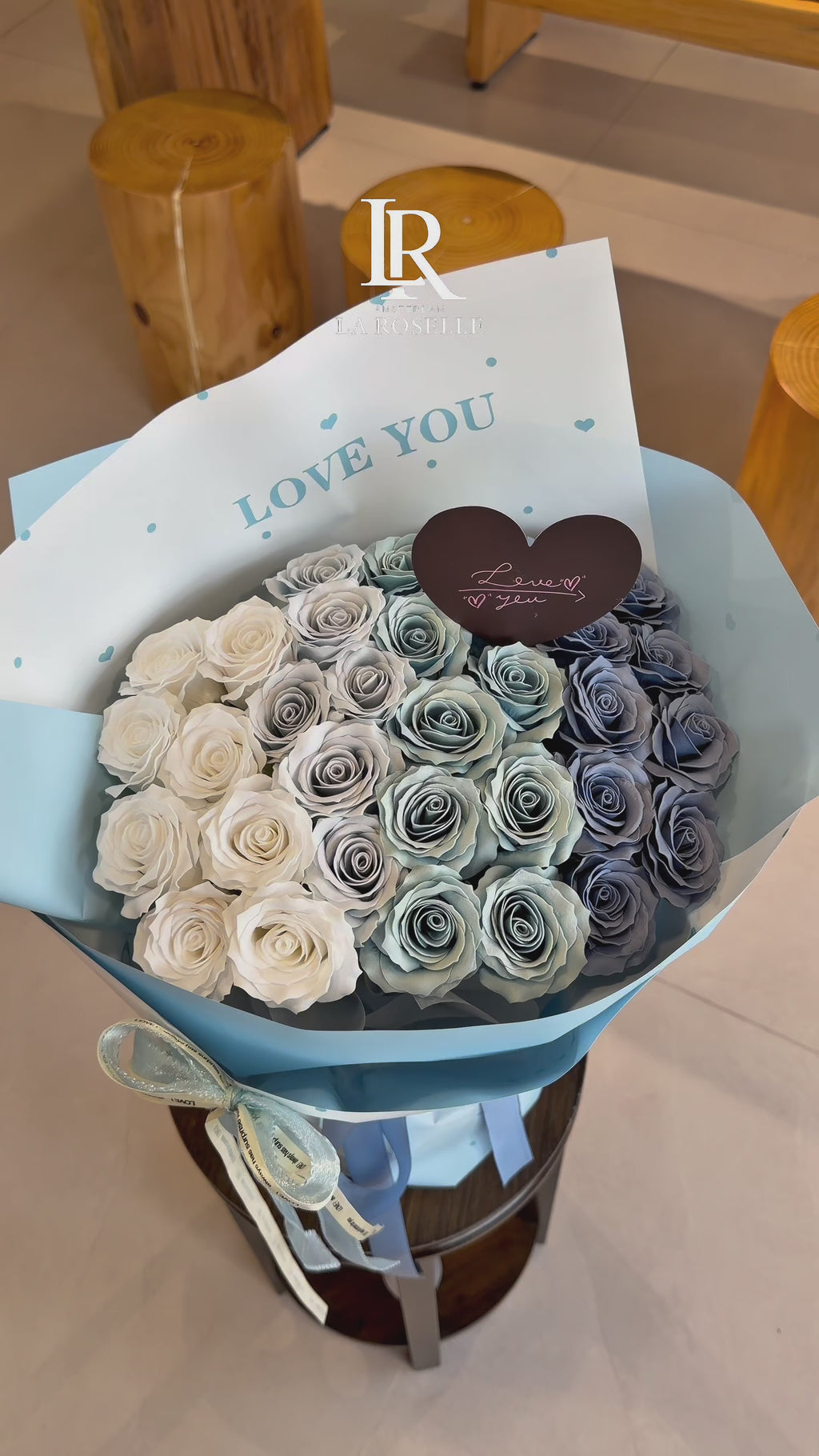 Blue Dream Rose Bouquet – White & Blue Eternal Roses