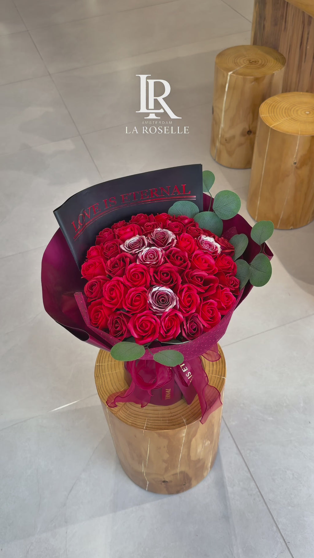 Luxury Red Rose Bouquet