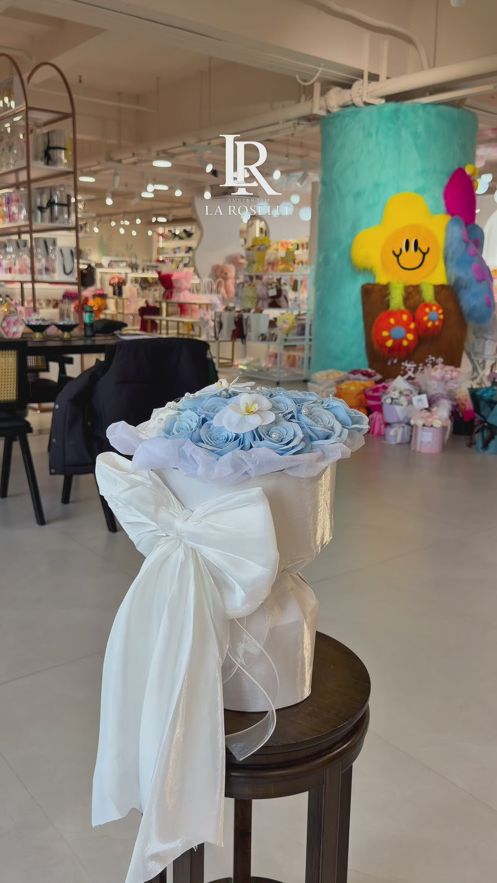 Blue & White Rose Bouquet Gift Box