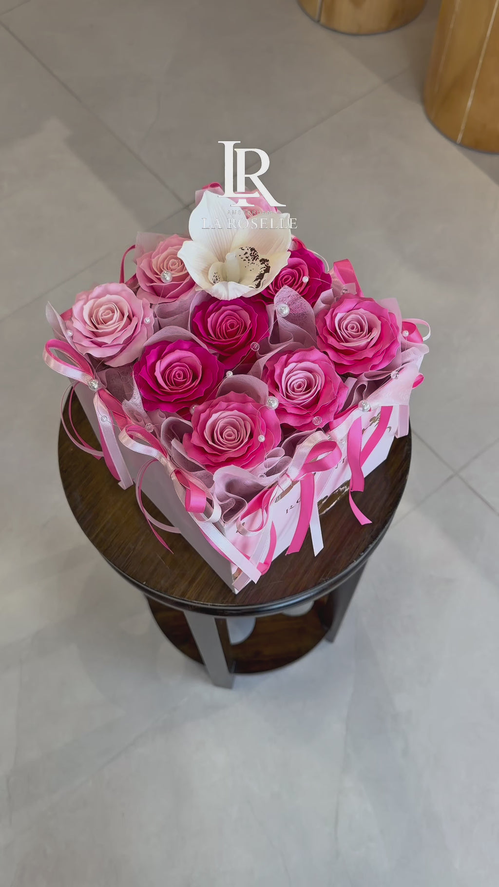 Pink Elegance Luxury Rose Box